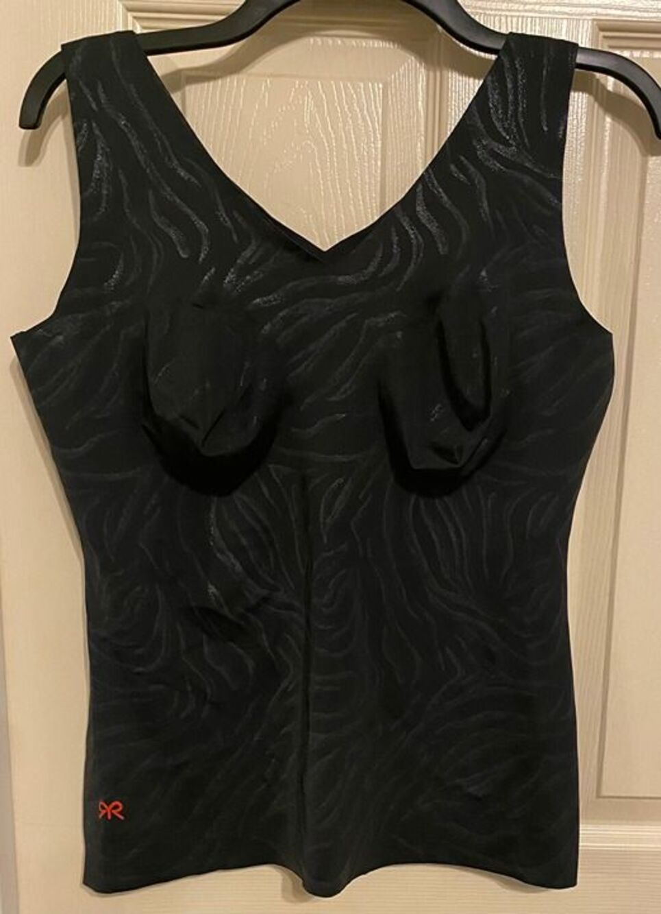 Ruby Ribbon Gilded Tiger V Neck Tank Black Shapewear Cami Smoothing Size 46 GUC